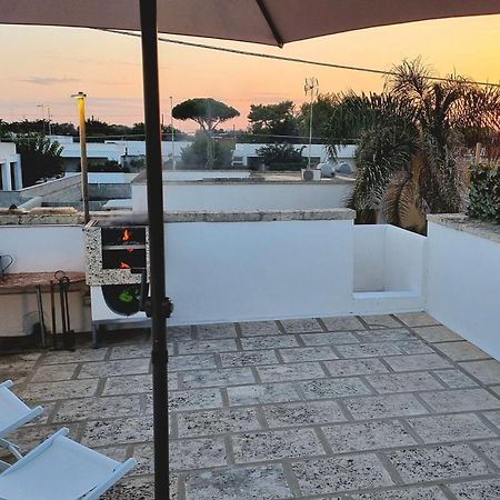 La Terrazza Dei Nonni Appartement Torre Specchia Ruggeri Buitenkant foto