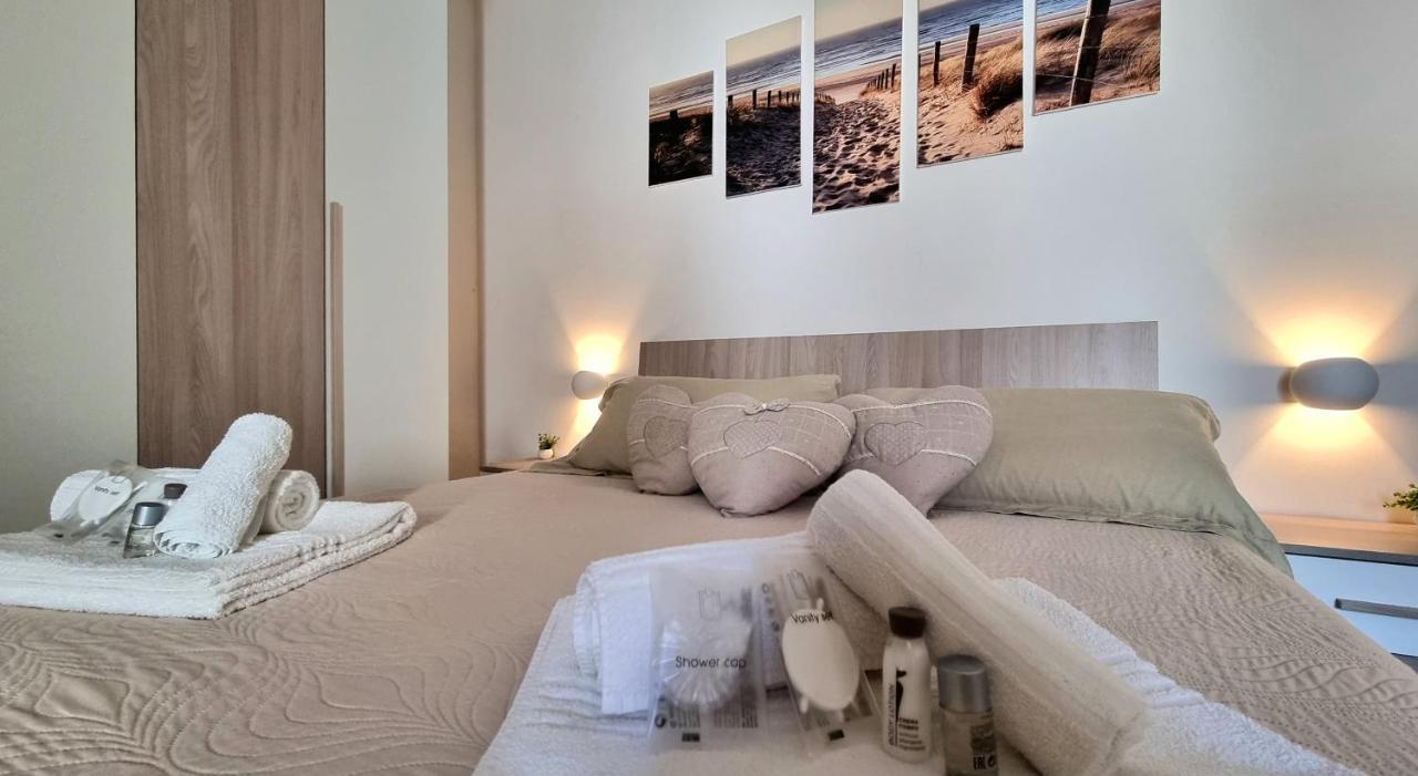La Terrazza Dei Nonni Appartement Torre Specchia Ruggeri Buitenkant foto