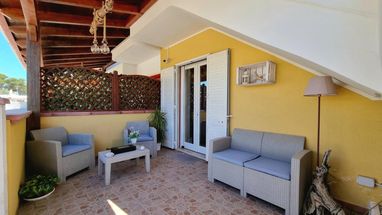 La Terrazza Dei Nonni Appartement Torre Specchia Ruggeri Buitenkant foto