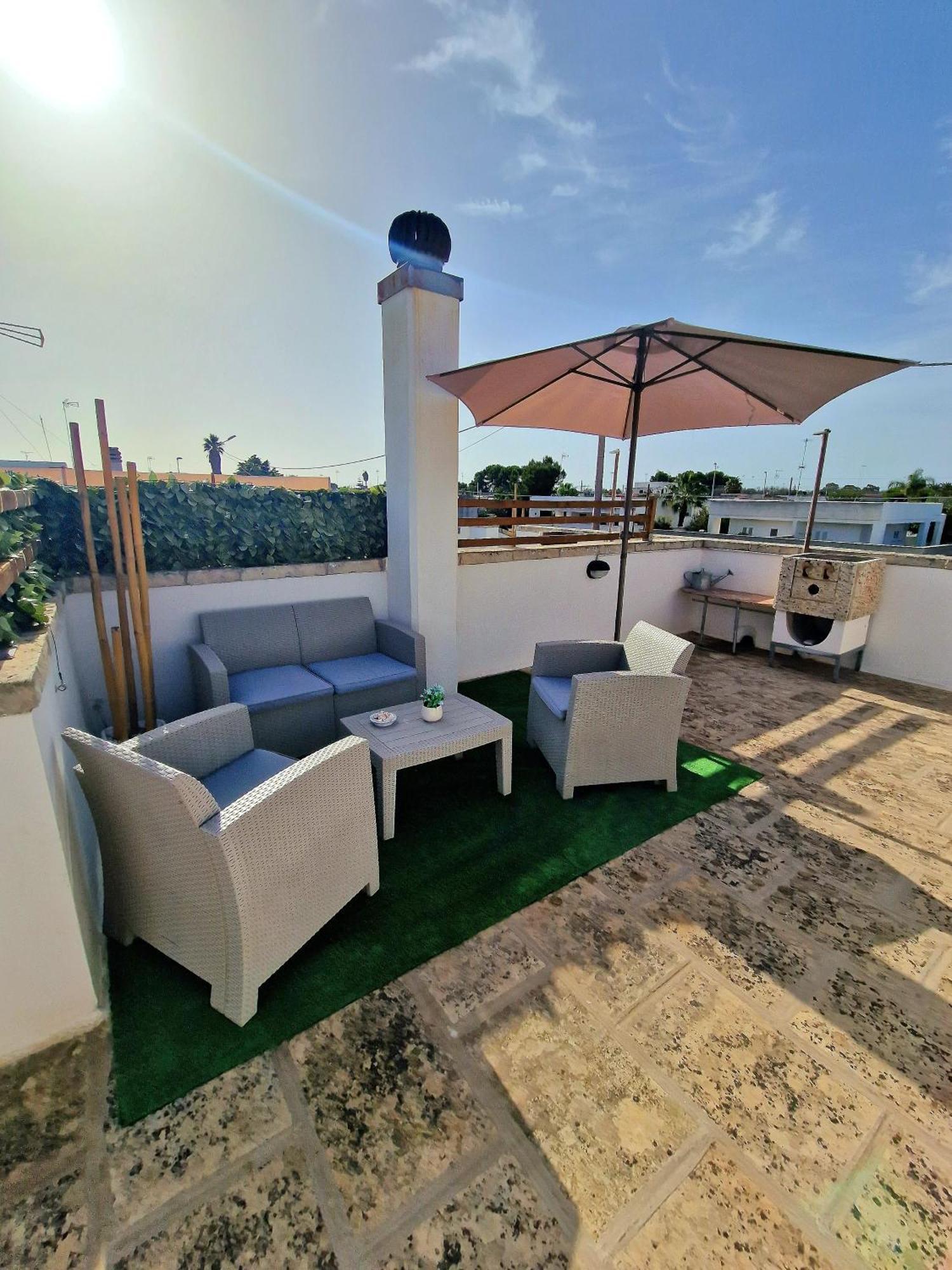 La Terrazza Dei Nonni Appartement Torre Specchia Ruggeri Buitenkant foto